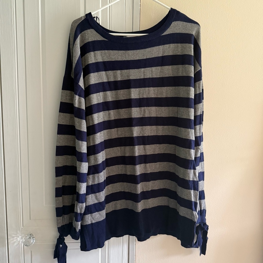 Motherhood Maternity Women's Crewneck Striped Navy and Gray Sweater Shirt Large